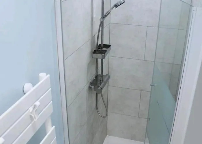 Independante - Wc Et Sdb Privatifs *